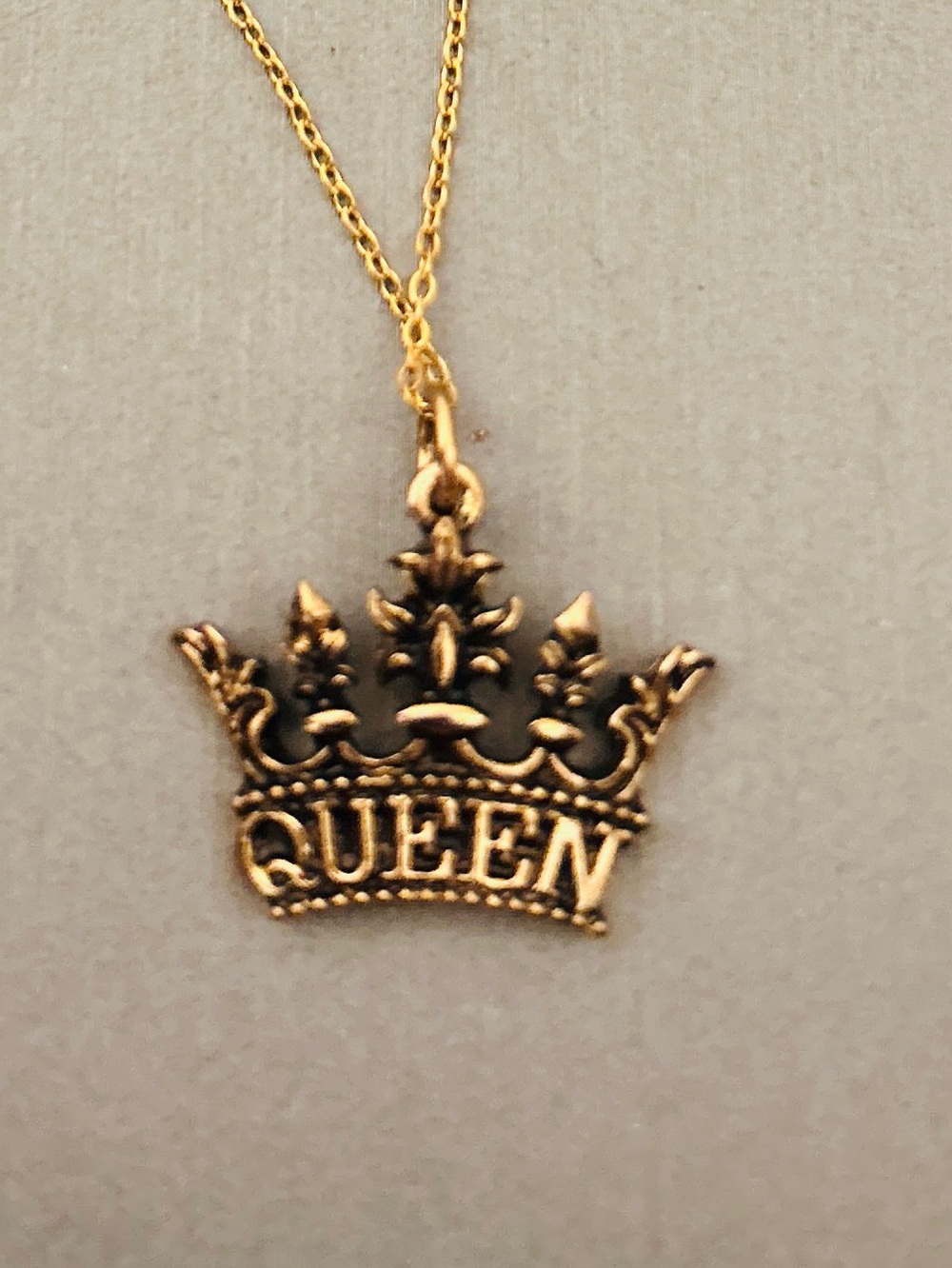 Gold "Queen" Crown Pendant 18 inch Necklace